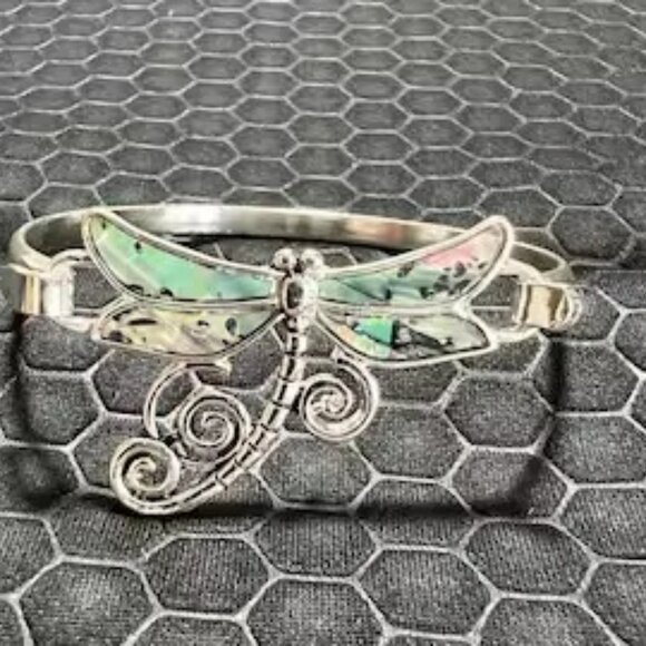 Dragonfly Bracelet with Green Abalone Stones 18K White Gold Plated - Picture 1 of 1